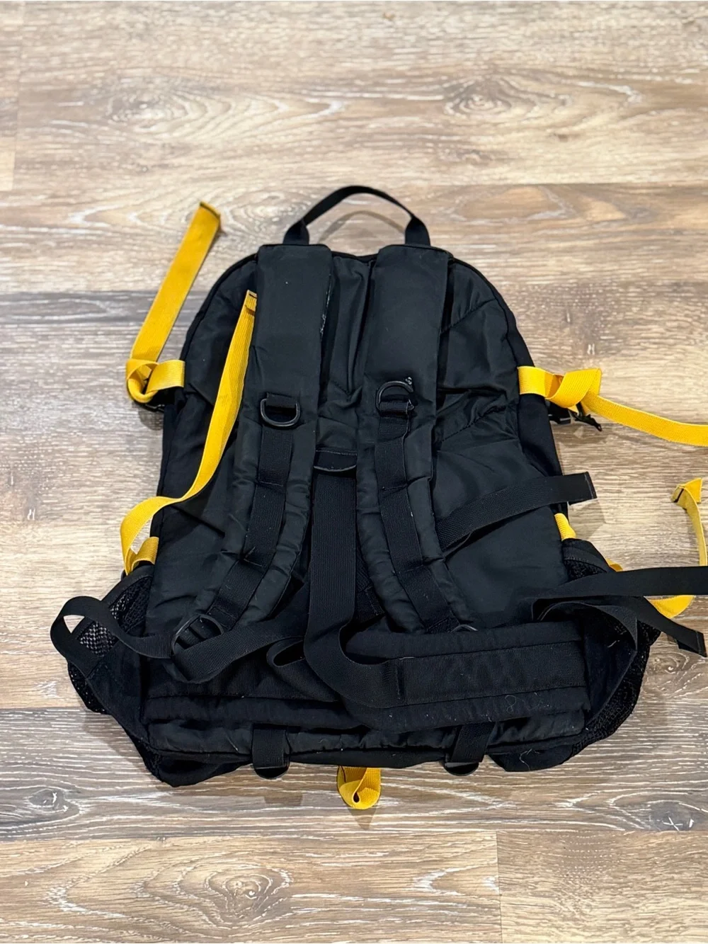 The North Face Technical Daypack 28L - Black Yellow